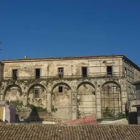 Belvedere Di Ciro' 3* Cirò